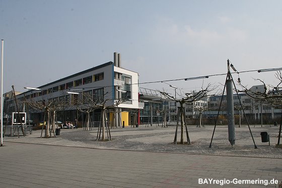 Moderne Stadtmitte mit Kulturzentrum